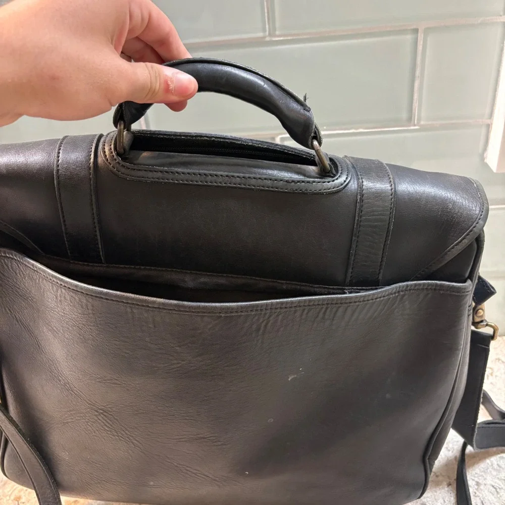 Vintage Eddie Bauer Black Leather Messenger Bag Briefcase Laptop Shoulder Bag